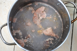 Remove the scum (before)