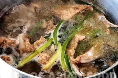 xiao log bao - chicken broth