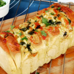 pull apart garlic bread