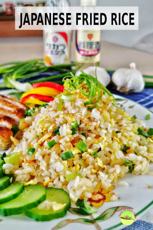 This Japanese fried rice with garlic is quick and easy, which takes only 20 minutes to prepare. 