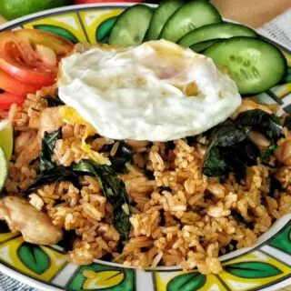 basil fried rice featured image