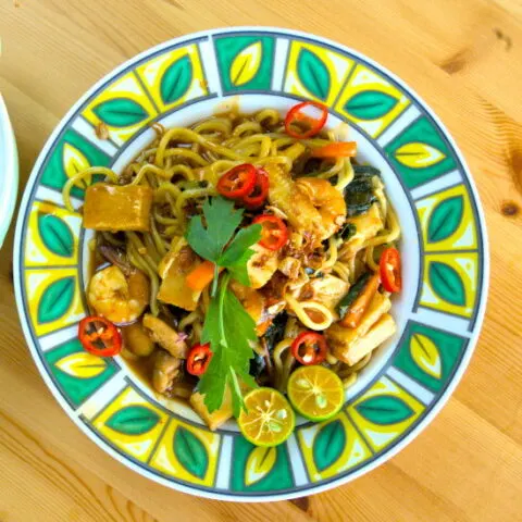 Mee Hailam (8) square s