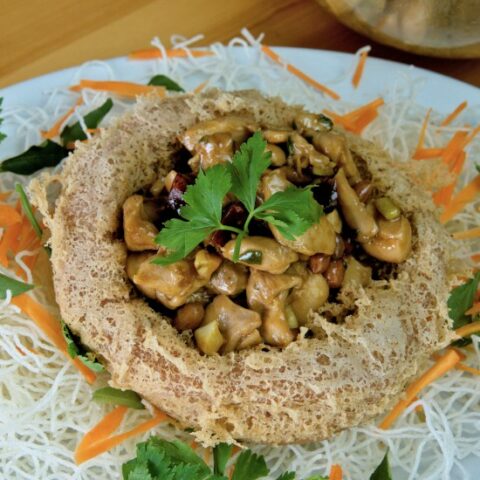 Yam ring (Taro Basket) with Kung Pao chicken