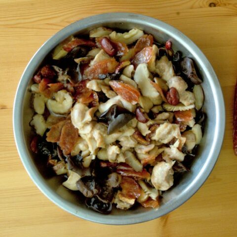 Steamed sausage (1) square