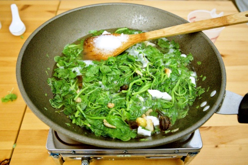 Season the soup with salt, sugar and pepper