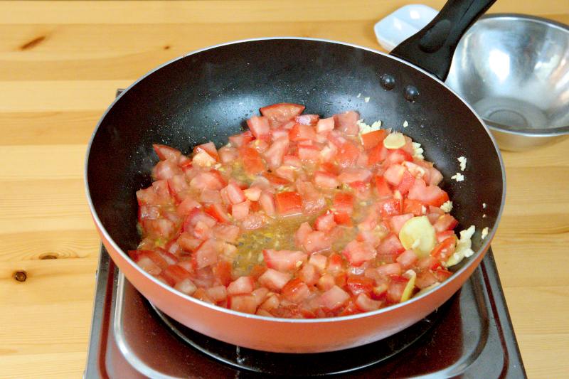 cook the tomato until soft 