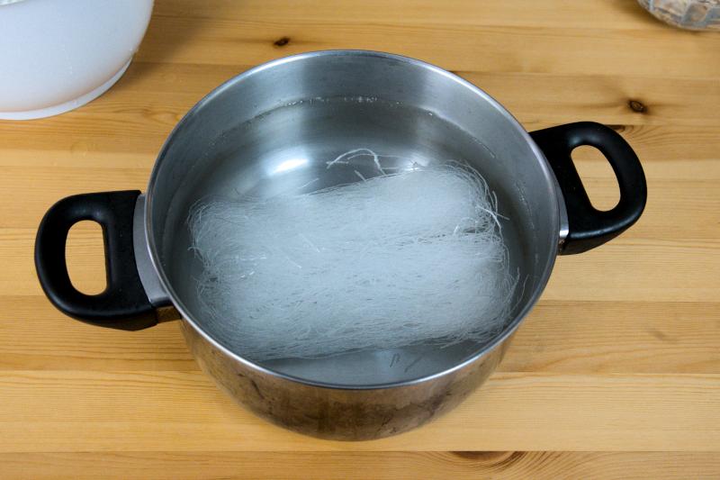 soak the glass noodles