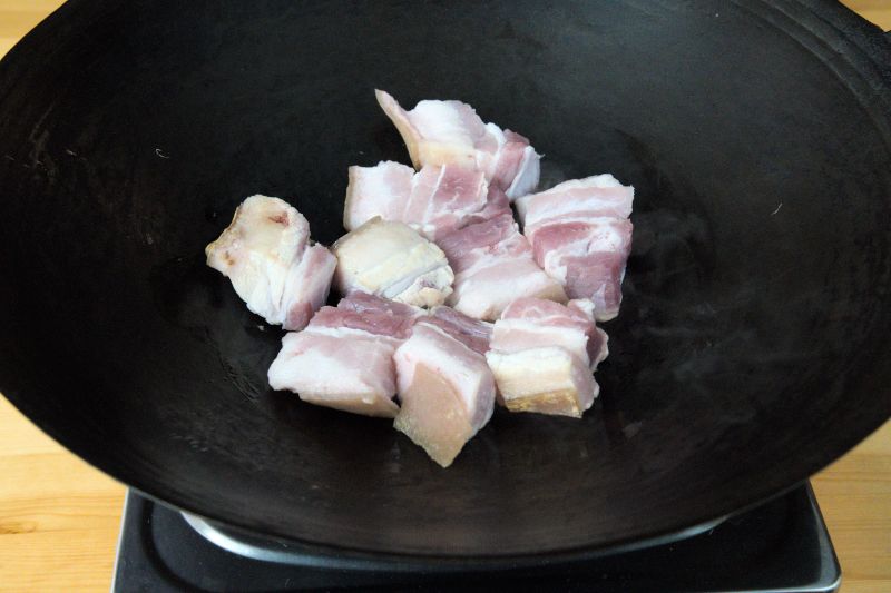 Cut the pork into rectangular pieces about 1.5 inches in length