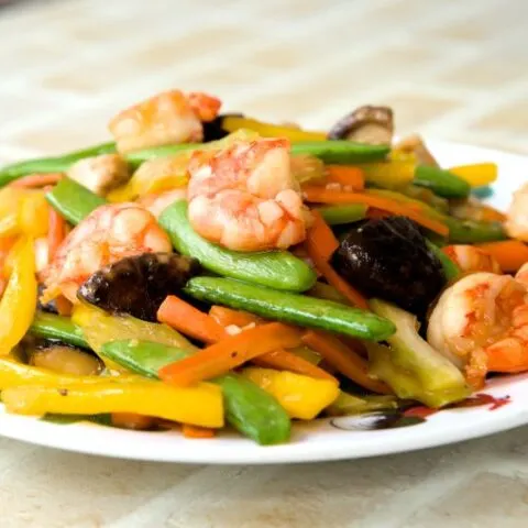 Easy Shrimp and Vegetable Stir Fry (Quick 20-Minute Recipe)